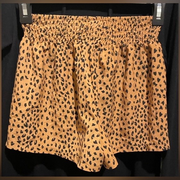 SHEIN Girls Animal Print Shorts. Clean and In Great Condition. Size 10Y. $5 - Picture 5 of 5
